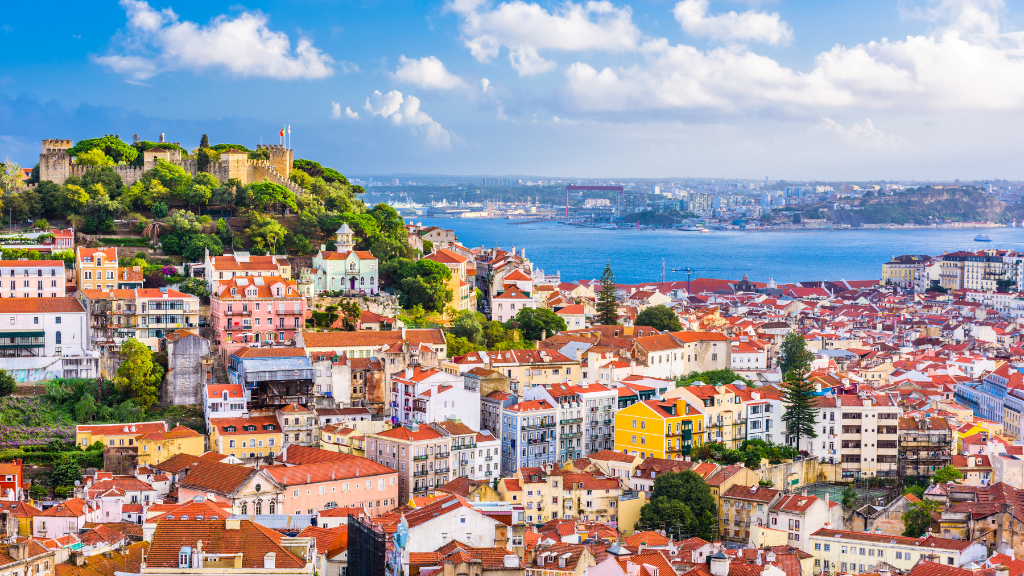 What to do near Lisbon: Top destinations and activities