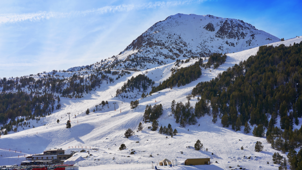 Best season to ski in Andorra